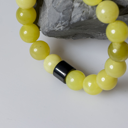 Zitronengelbes Jade Armand mit 10 mm Steinen