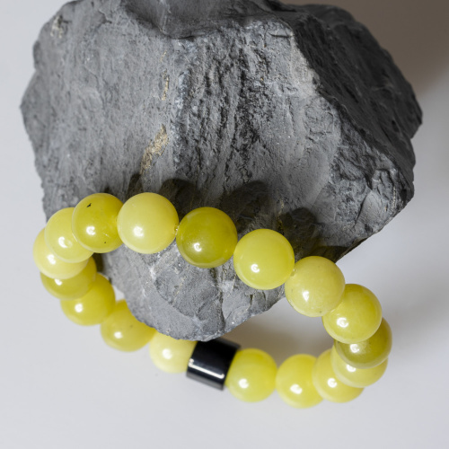 Zitronengelbes Jade Armand mit 10 mm Steinen