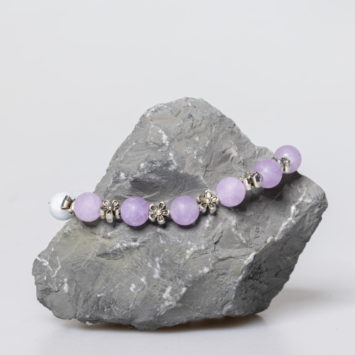 Lila-Weisses Kunststein Armband 8 mm matt mit Blumen