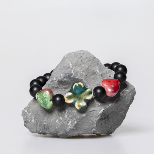 Onyx Armband 10 mm mit Keramik Glücksblatt und Herz